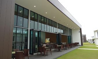 Lakeview Terrace Resort Pengerang