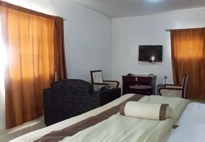 Gade Place Hotel Các khách sạn ở Rumuekini