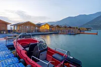 Le Roi Floating Huts & Eco Rooms Tehri
