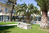 Regis Resort & Wellness Hotels in 