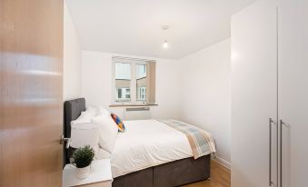 Skyvillion - Spacious 2Bed W/Balcony in Barnet