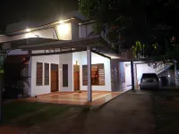 Happy Resort Yala فنادق في ديباراويوا