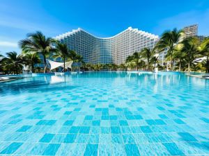 The Sea View Cam Ranh Beach Resort