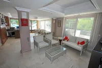 Defne & Zevkim Hotel