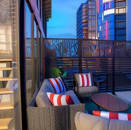 Cameo Hotel and Suites