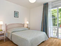 MÉDICIS Home Dijon les Petites Roches Hotels in Dijon