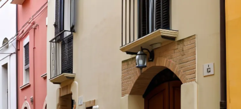 安蒂卡因特拉姆尼亞住宿加早餐旅館