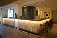 Beach Hotel Helios by CW Hotel Collection - Quầy Bar