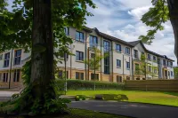 Inverness City Suites - Apartments
