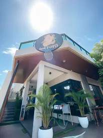詩飯店