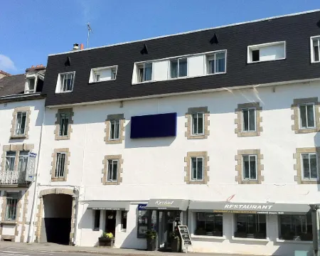 キリアド ヴァンヌ ソントレ ヴィーレ バンヌのホテル