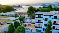 Hotel Vila Park Bujari Ksamil - プール
