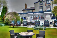 Lion Hotel & Studio Apartments Hotels in Garndolbenmaen