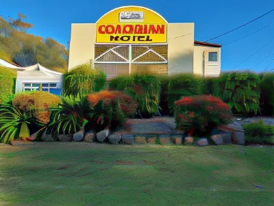 Coachman Motel Отели в г. Редвуд