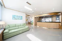 The 7 Business Hotel - 2-Star