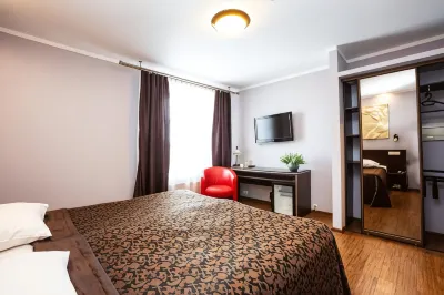 Primo Hotel Hotels in Zemgales priekšpilsēta