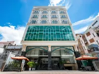 Emerald Central Hotels near Pasteur Institude