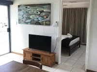 Ocean Breeze Units Hotels in Bowen