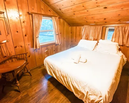 ITH Big Bear Lake Hostel & Lodge Hotels in Big Bear Lake