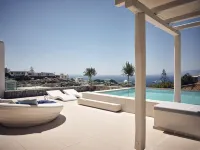 Arcs Suites & Residences - Private Pools