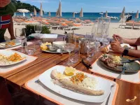 2 BEDROOM HOUSE IN PORT COGOLIN (with pontoon for boat)