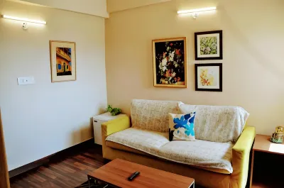 Studio Apartment with Green Lawns