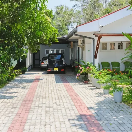Hostel Katunayake at Colombo Airport Transit