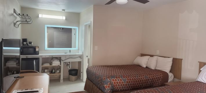 Townhouse Inn and Suites Hotels in Imperial County