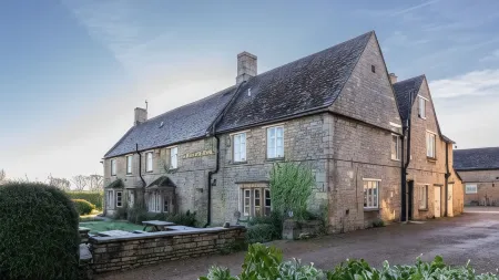 The Sibson Inn Hotel