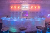 Chena Hot Springs Resort - Bares