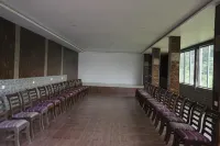 Vamoose Mandarin Village Resort Các khách sạn ở Kaluk