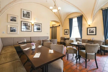 Hotel Latrán Отели в г. Чески-Крумлов