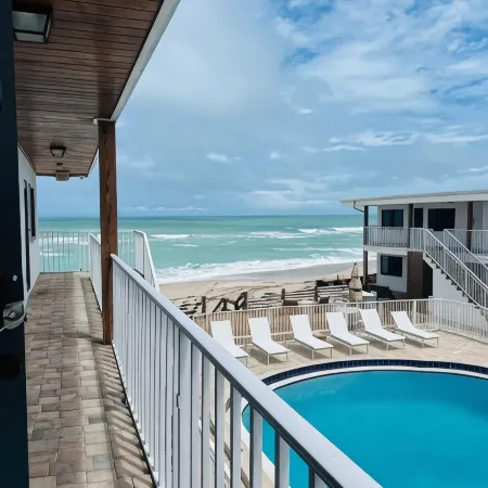 Melbourne Beach Resort & Surf Club