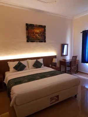 Kuta Paradise Hotels in Pujut