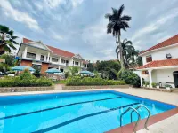 Infinity Hotel Kampala - Pool