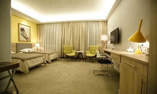 Green Which Hotel