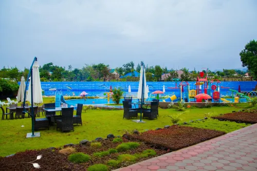 فن ريتريت ريزورت، هوتل آند أيورفيدا سبا