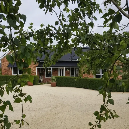 Hazelcreek Cottages