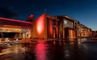 Holiday Inn Resort Mesquite Hotels near Danielle's Chocolates and Popcorn