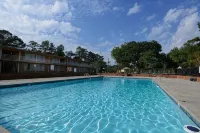 Motel 6 Hammond, la – I 12 – I 55 - Pools