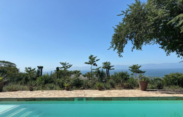 Kikonko Lodge