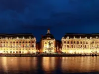 Residhome Bordeaux Hotels near Les Hangars Tram Stop