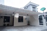 House Of Cokro At Malioboro Hotels in Tegalrejo