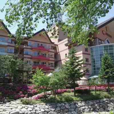 ハンワ リゾーツ サンジェオン レイク アネシー Hotel Exterior