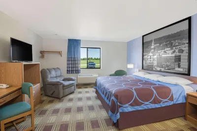 Super 8 by Wyndham Toledo Отели в г. Толедо