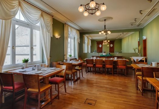 2. 호텔 퓌르슈테네..