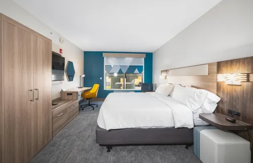 Holiday Inn Express & Suites SAINT ROBERT - LEONARD WOOD by IHG Hotels in Saint Robert