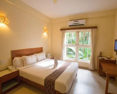 Cocohut Resort Hotels in Diveagar