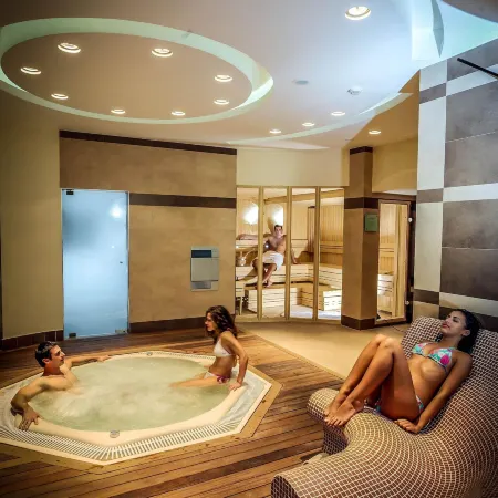 Monte Casa Spa & Wellness