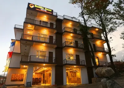 Buddha House Himalayan Brothers Hotel di Kangra